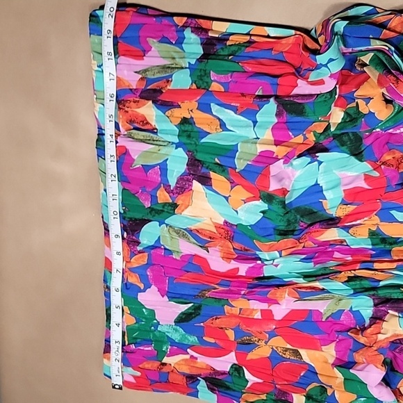 Shein Curve Size 4XL All-Over Print Pleated Skirt. Excellent Used Condition - Picture 5 of 8